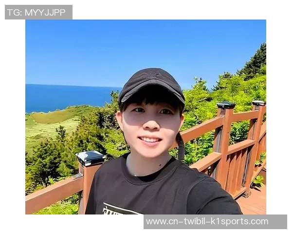 朱雨玲人民日报撰文：为酷爱竭尽全力